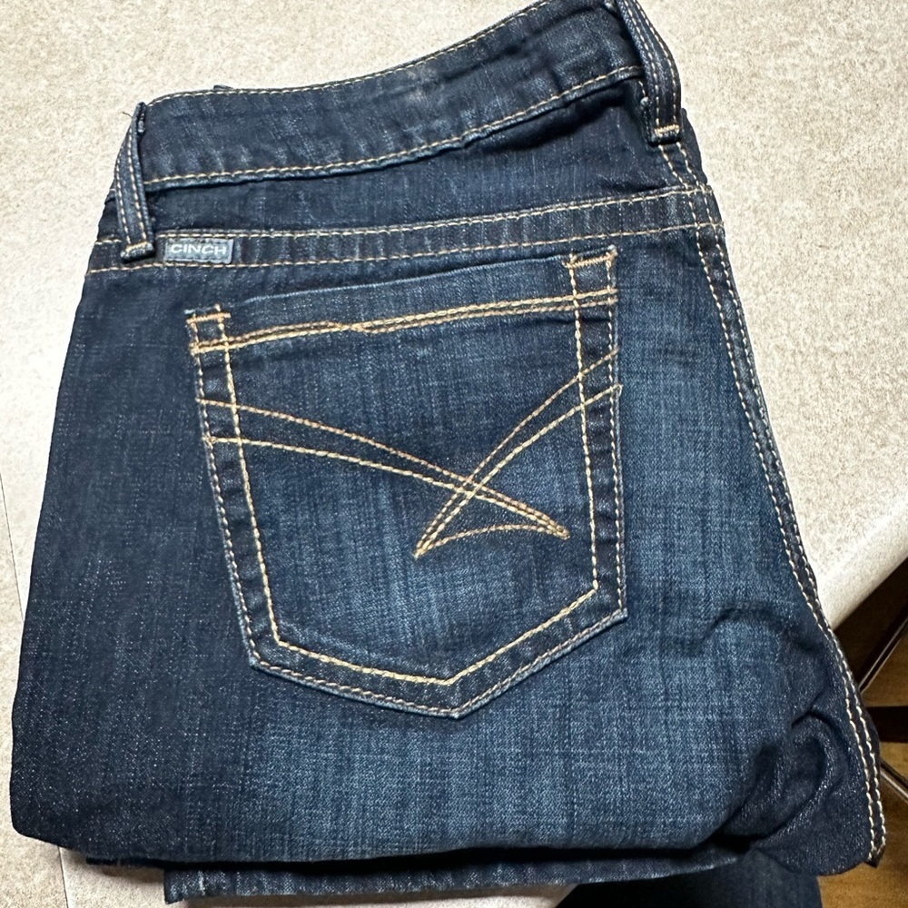 Womans cinch jeans!